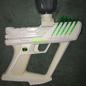 Gel blaster surge